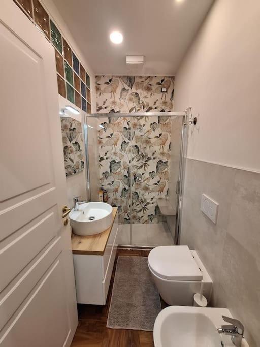 Il Talismano-In Citta -Vicino Al Mare Apartman Savona Kültér fotó