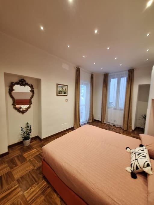 Il Talismano-In Citta -Vicino Al Mare Apartman Savona Kültér fotó