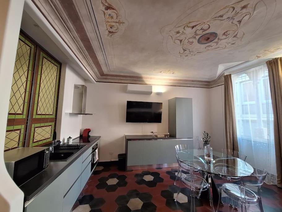 Il Talismano-In Citta -Vicino Al Mare Apartman Savona Kültér fotó